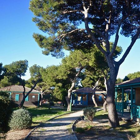 Martigues, Les Chalets De La Mer **** Bagian luar foto