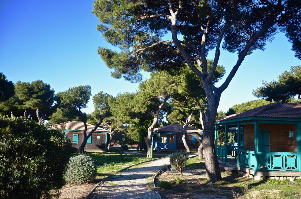 Martigues, Les Chalets De La Mer **** Bagian luar foto